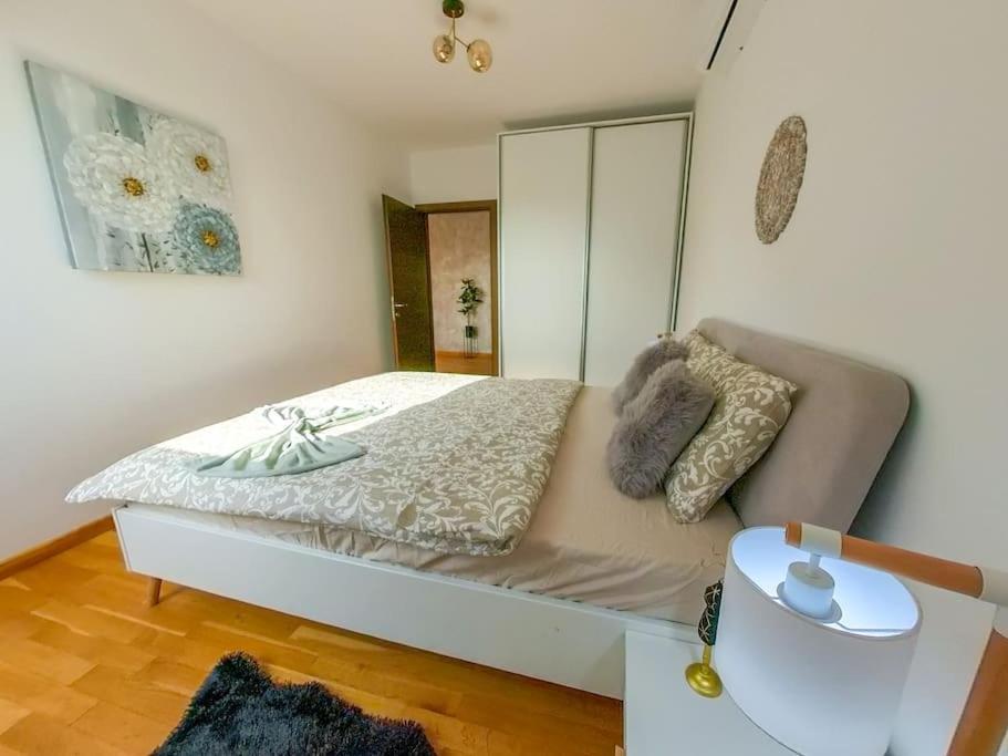 Bucharest Central C Apartment ภายนอก รูปภาพ
