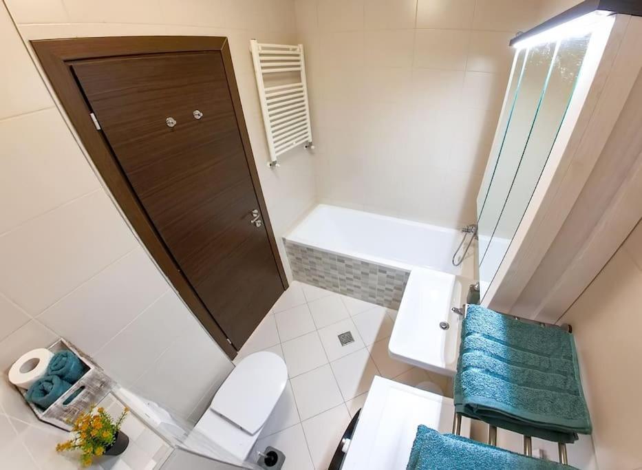Bucharest Central C Apartment ภายนอก รูปภาพ